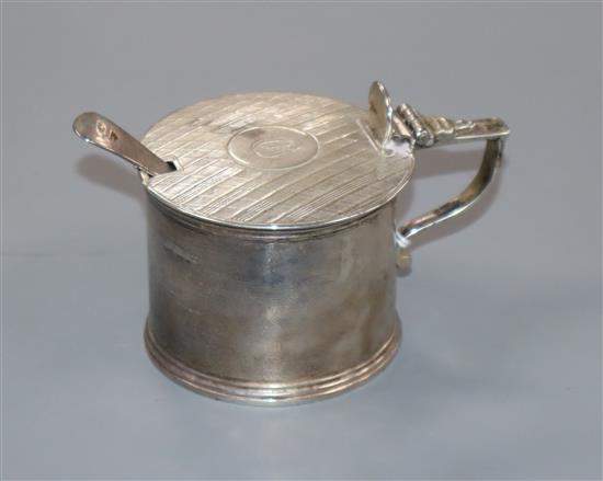 A Victorian silver circular mustard pot by Edward & John Barnard, London, 1856, 66mm.
